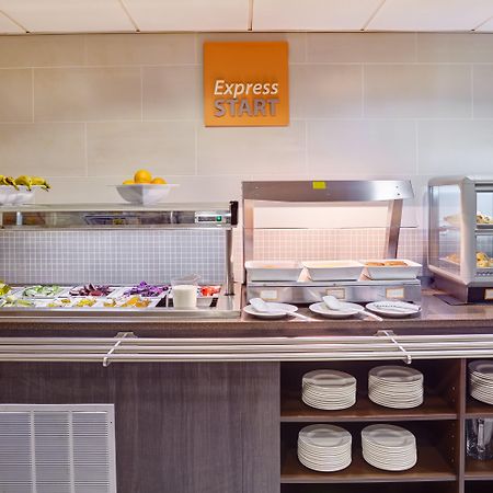 Holiday Inn Express Birmingham South A45, An Ihg Hotel Exteriör bild
