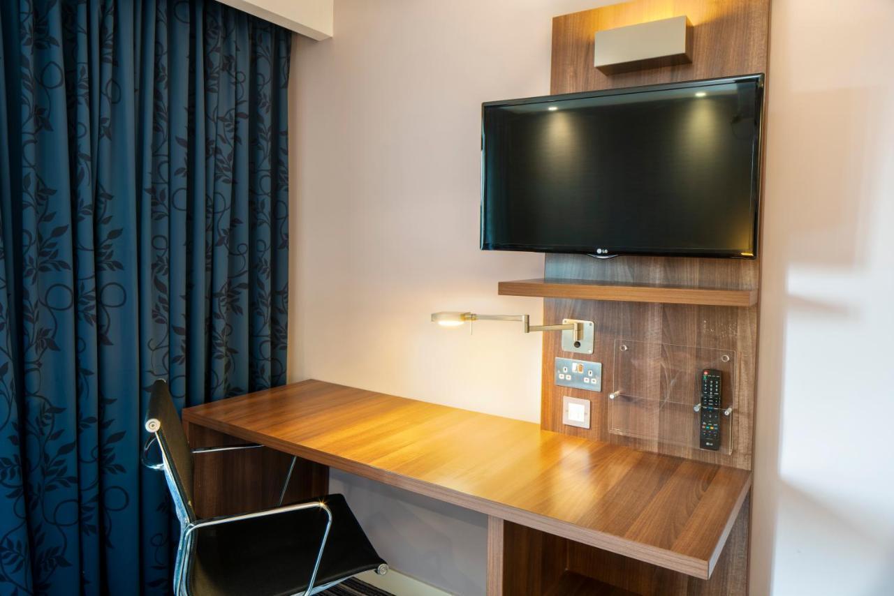 Holiday Inn Express Birmingham South A45, An Ihg Hotel Exteriör bild