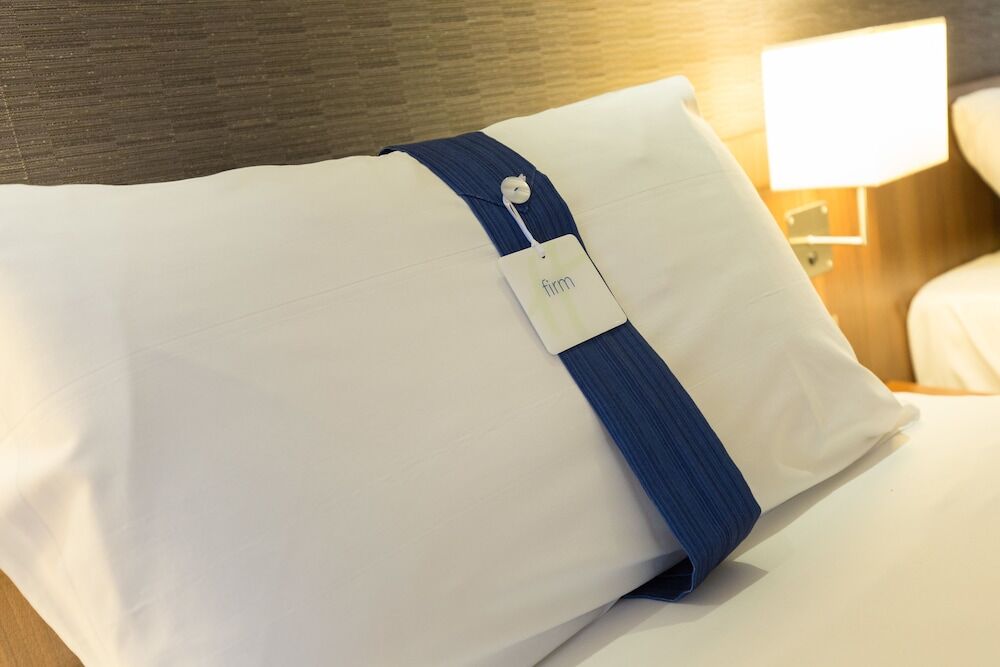 Holiday Inn Express Birmingham South A45, An Ihg Hotel Exteriör bild